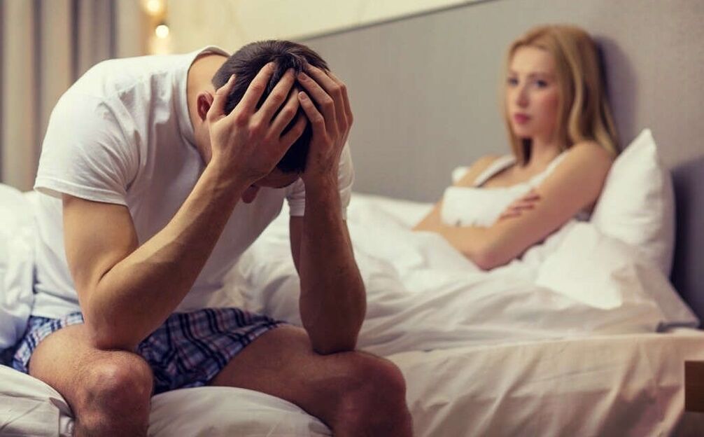 ein Mann mit verminderter Potenz aufgrund einer Prostatitis
